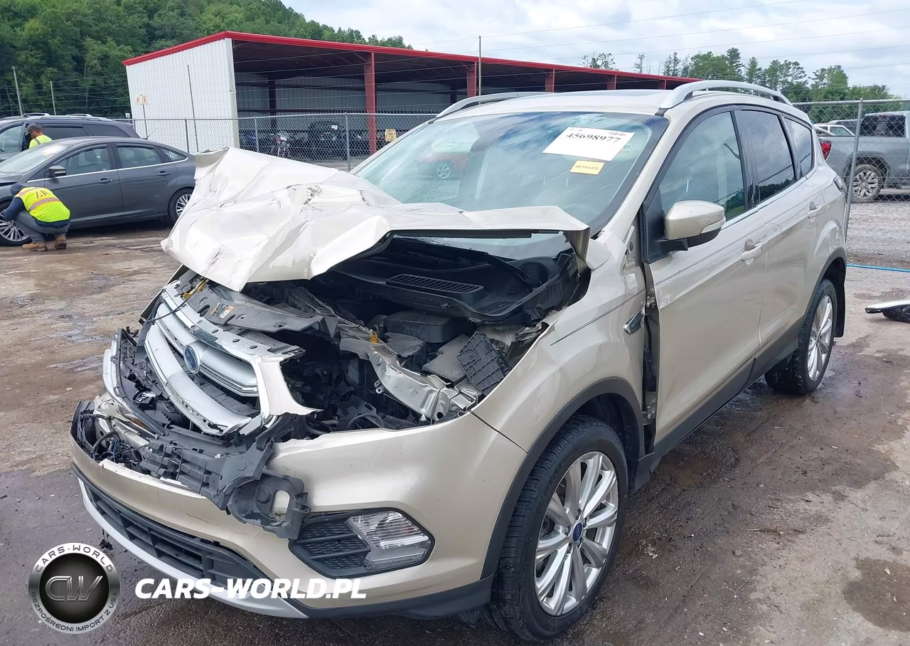 2017 Ford Escape Titanium VIN:1FMCU9J90HUB13756 - 2