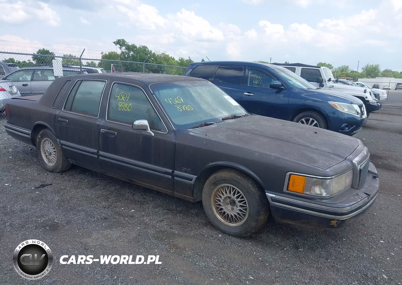 1993 Lincoln Town Car Cartier