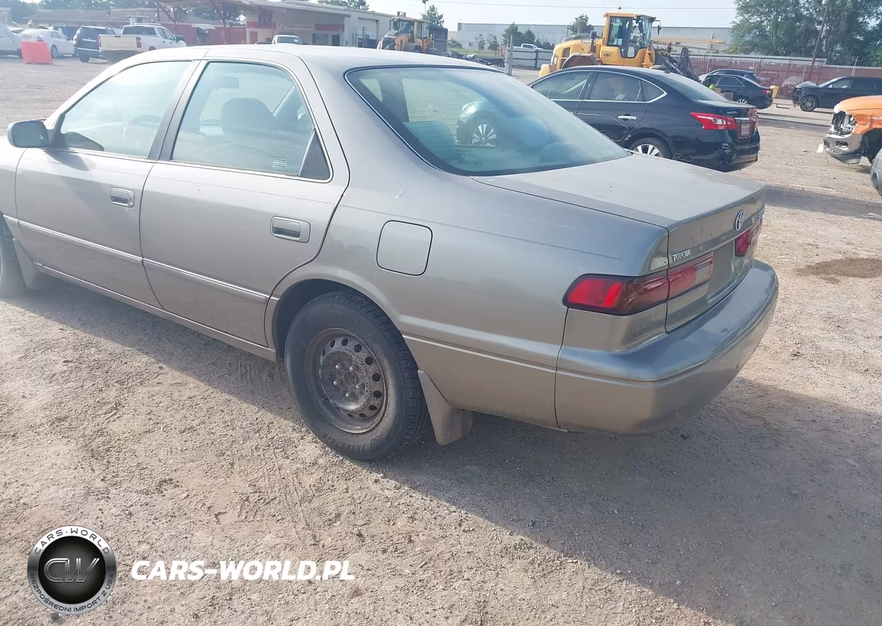 1999 Toyota Camry Le VIN:4T1BG22KXXU495997 - 3