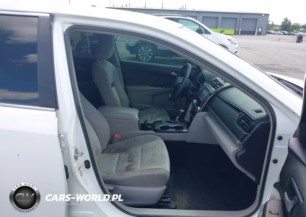 2014 Toyota Camry Le VIN:4T4BF1FK2ER433715 - 5