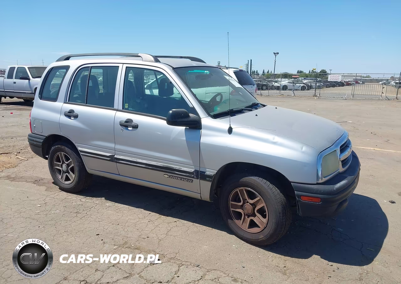 2003 Chevrolet Tracker Hard Top Base VIN:2CNBE13C836951690 - 1
