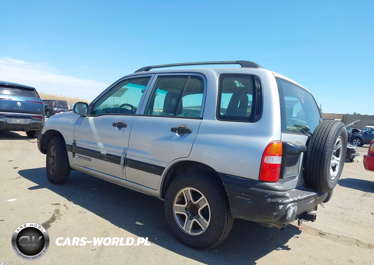 2003 Chevrolet Tracker Hard Top Base VIN:2CNBE13C836951690 - 6