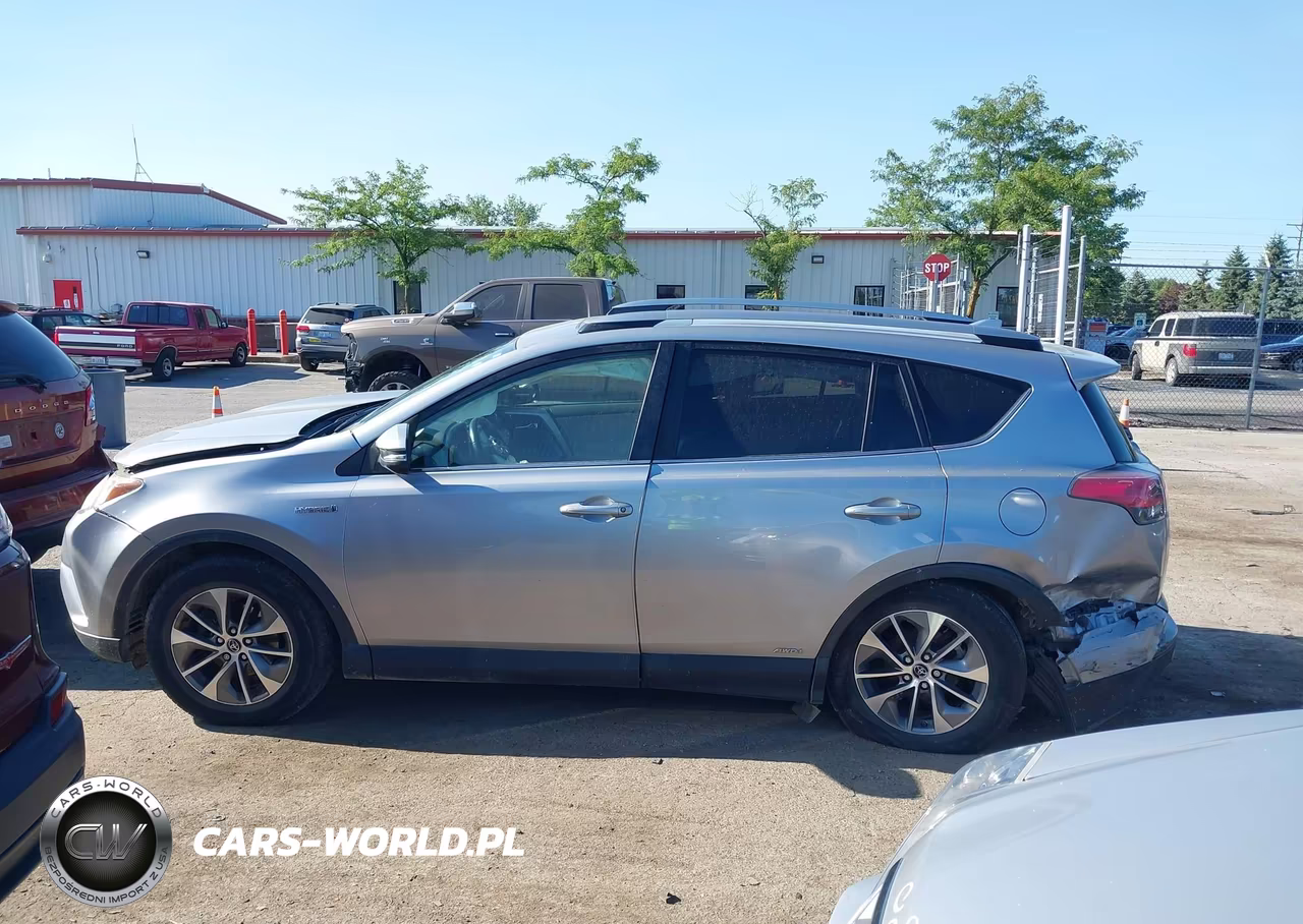 2017 Toyota Rav4 Hybrid Xle VIN:JTMRJREV3HD101017 - 14