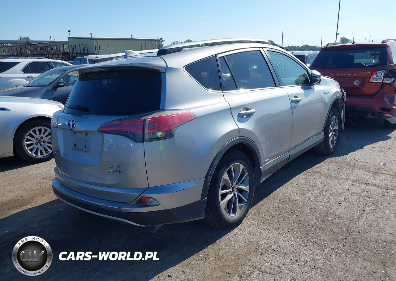 2017 Toyota Rav4 Hybrid Xle VIN:JTMRJREV3HD101017 - 4