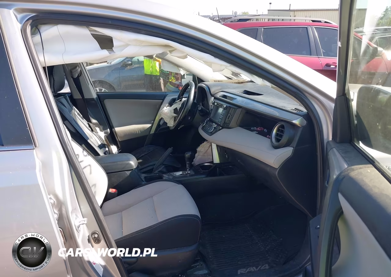 2017 Toyota Rav4 Hybrid Xle VIN:JTMRJREV3HD101017 - 5