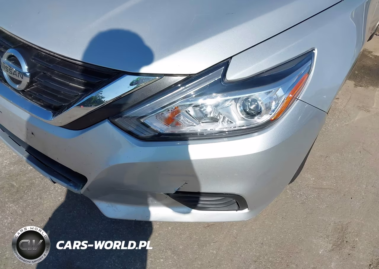 2018 Nissan Altima 2.5 S VIN:1N4AL3AP1JC117102 - 21