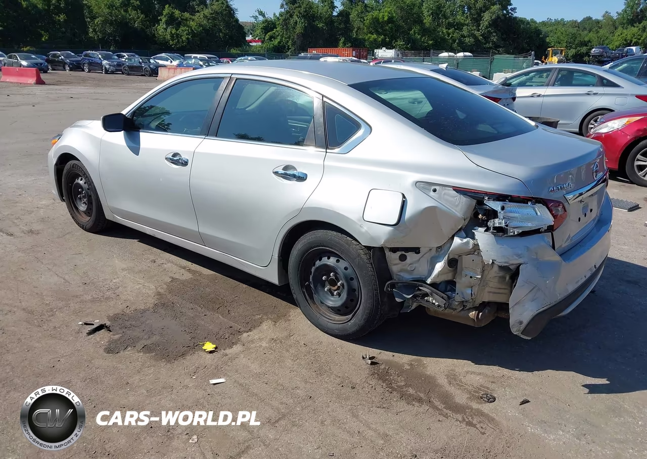 2018 Nissan Altima 2.5 S VIN:1N4AL3AP1JC117102 - 3