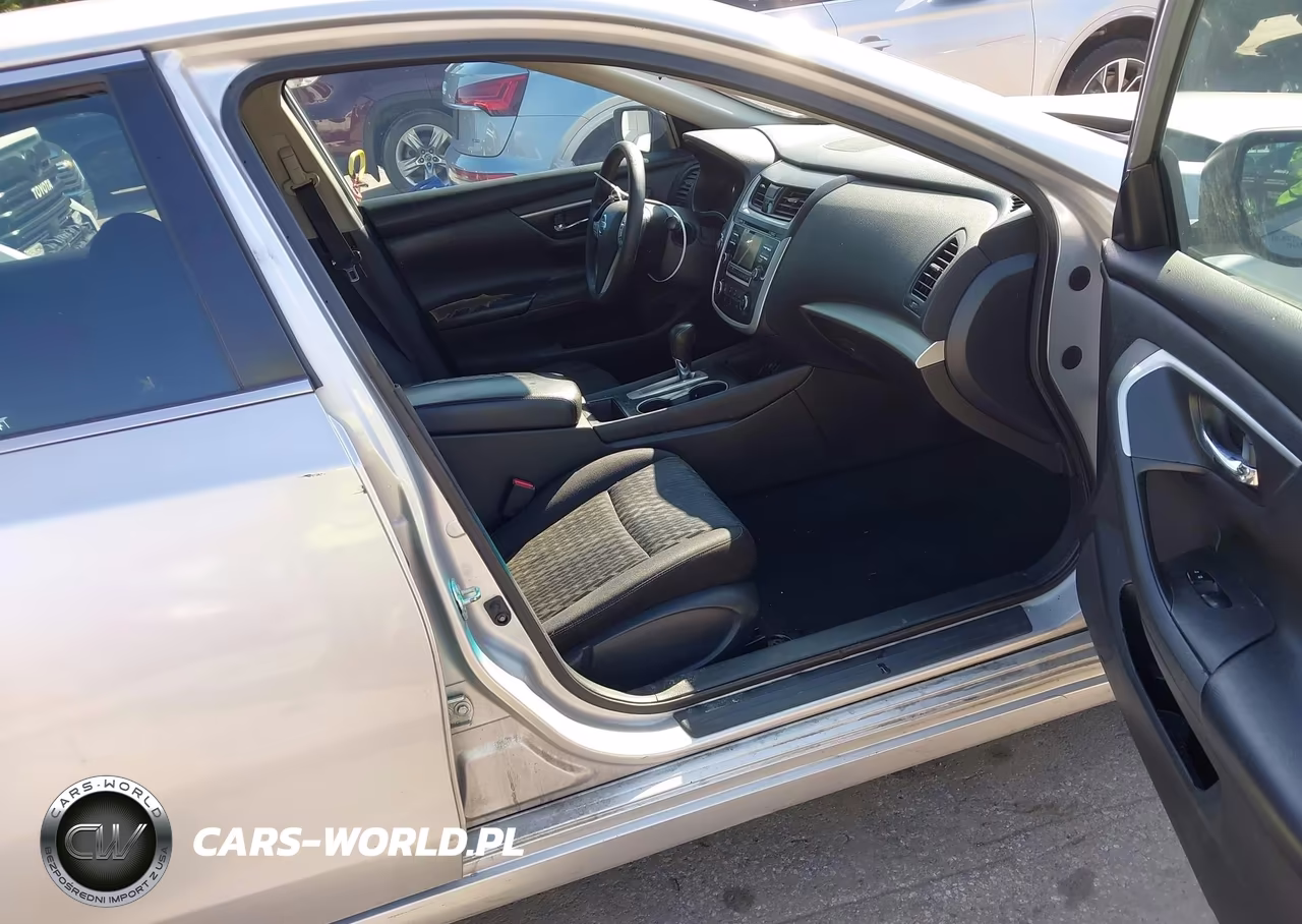 2018 Nissan Altima 2.5 S VIN:1N4AL3AP1JC117102 - 5