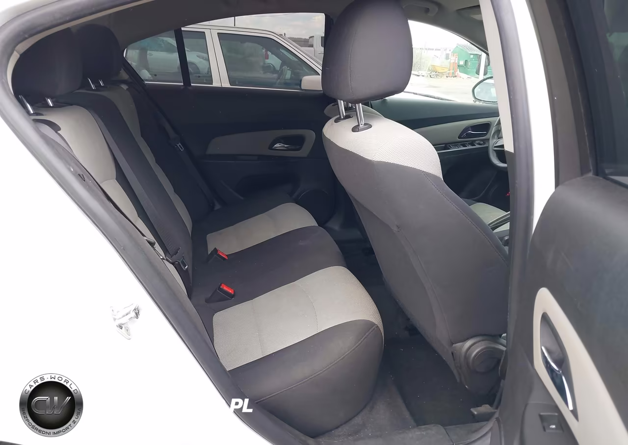 2015 Chevrolet Cruze Ls Auto VIN:1G1PA5SGXF7270719 - 8