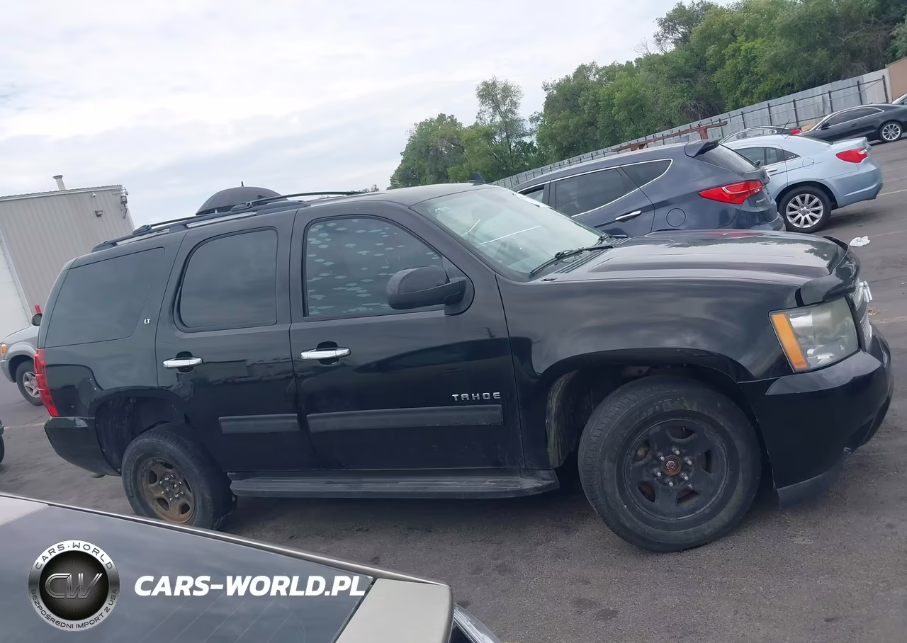 2011 Chevrolet Tahoe Lt VIN:1GNSKBE01BR160126 - 13