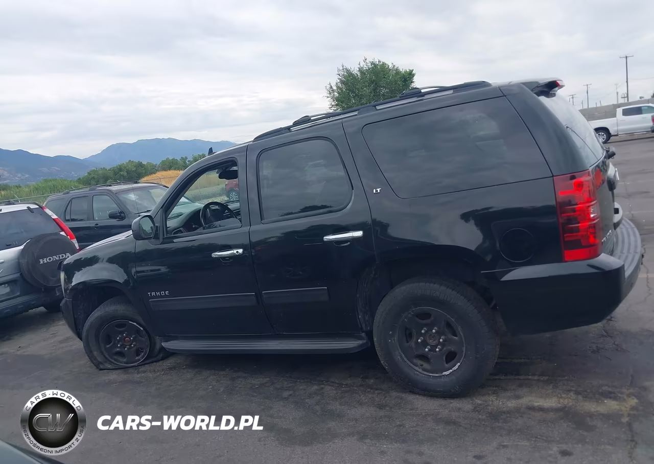 2011 Chevrolet Tahoe Lt VIN:1GNSKBE01BR160126 - 14