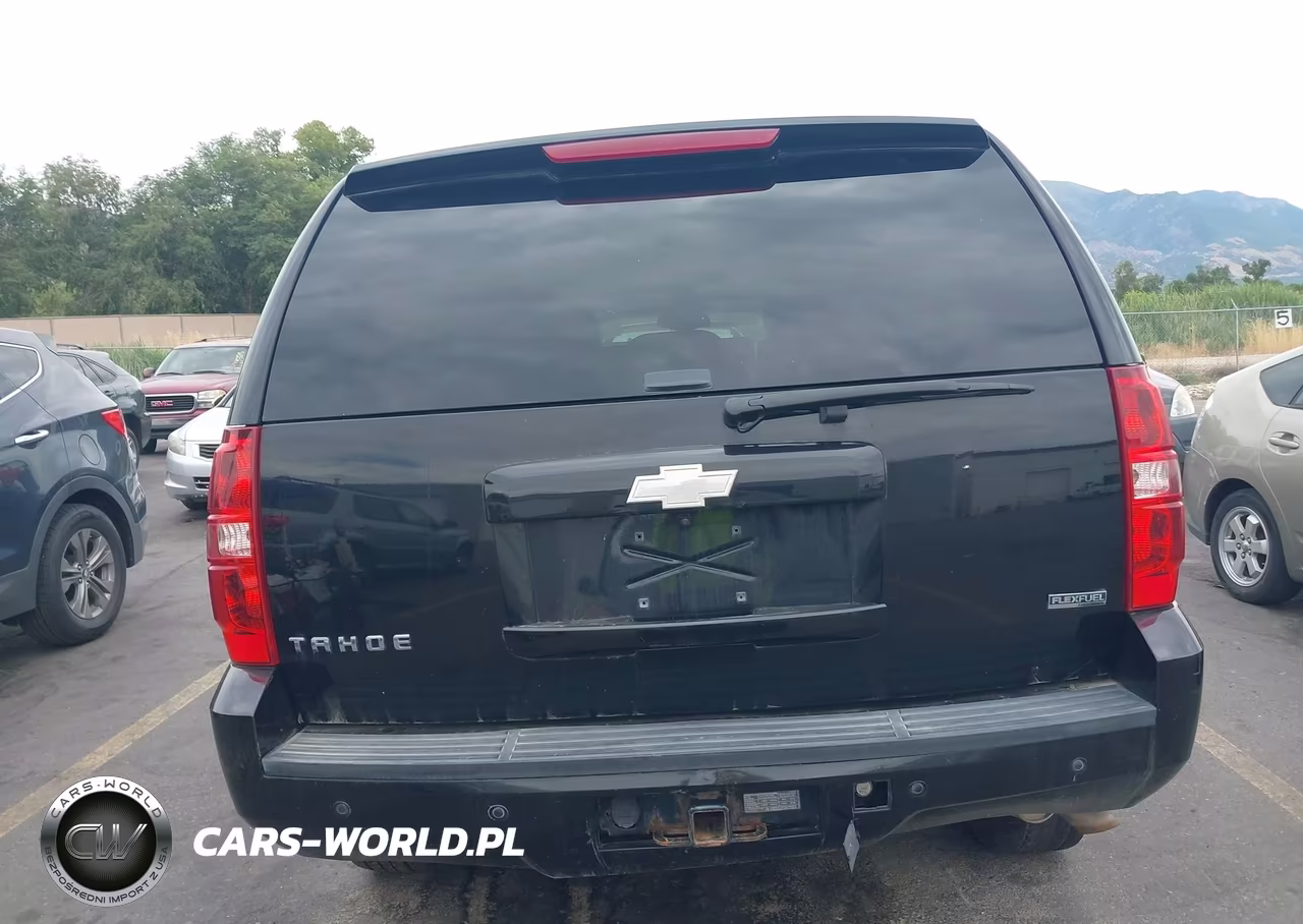2011 Chevrolet Tahoe Lt VIN:1GNSKBE01BR160126 - 16