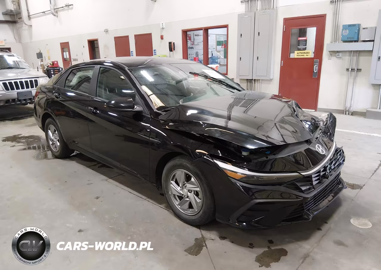 2024 Hyundai Elantra Se
