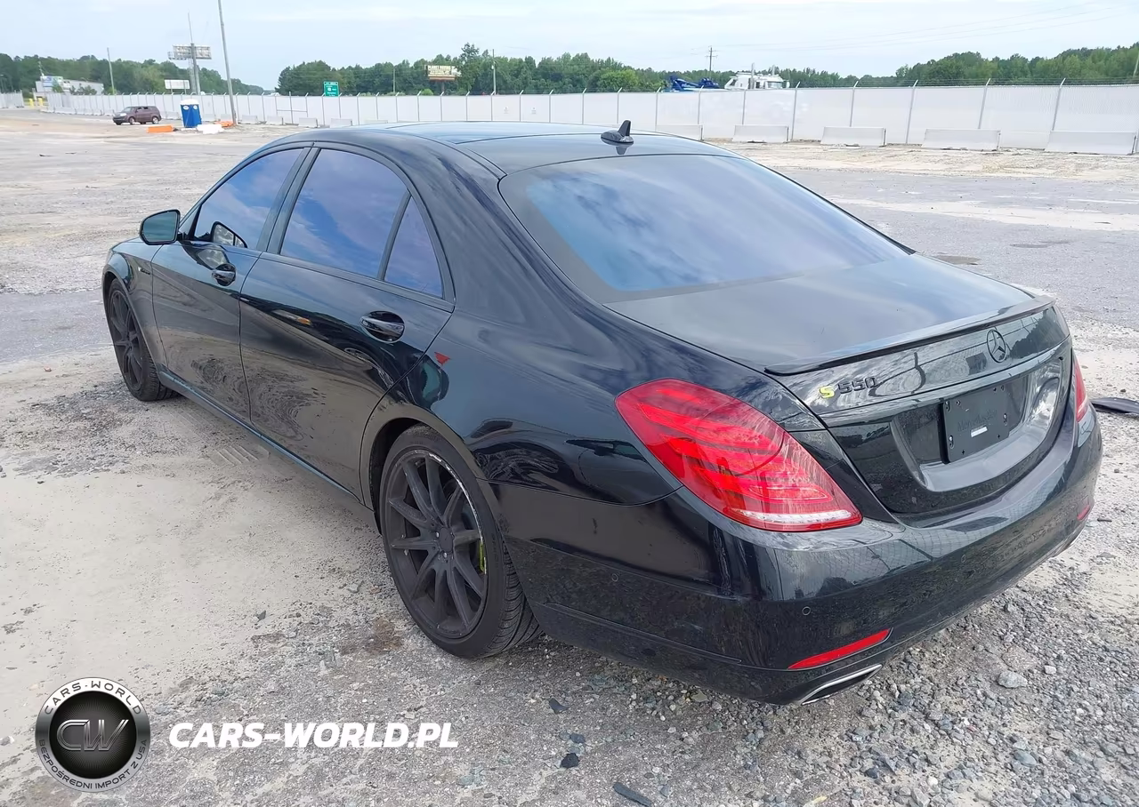 2016 Mercedes-Benz S 550 4Matic VIN:WDDUG8FB2GA210873 - 3