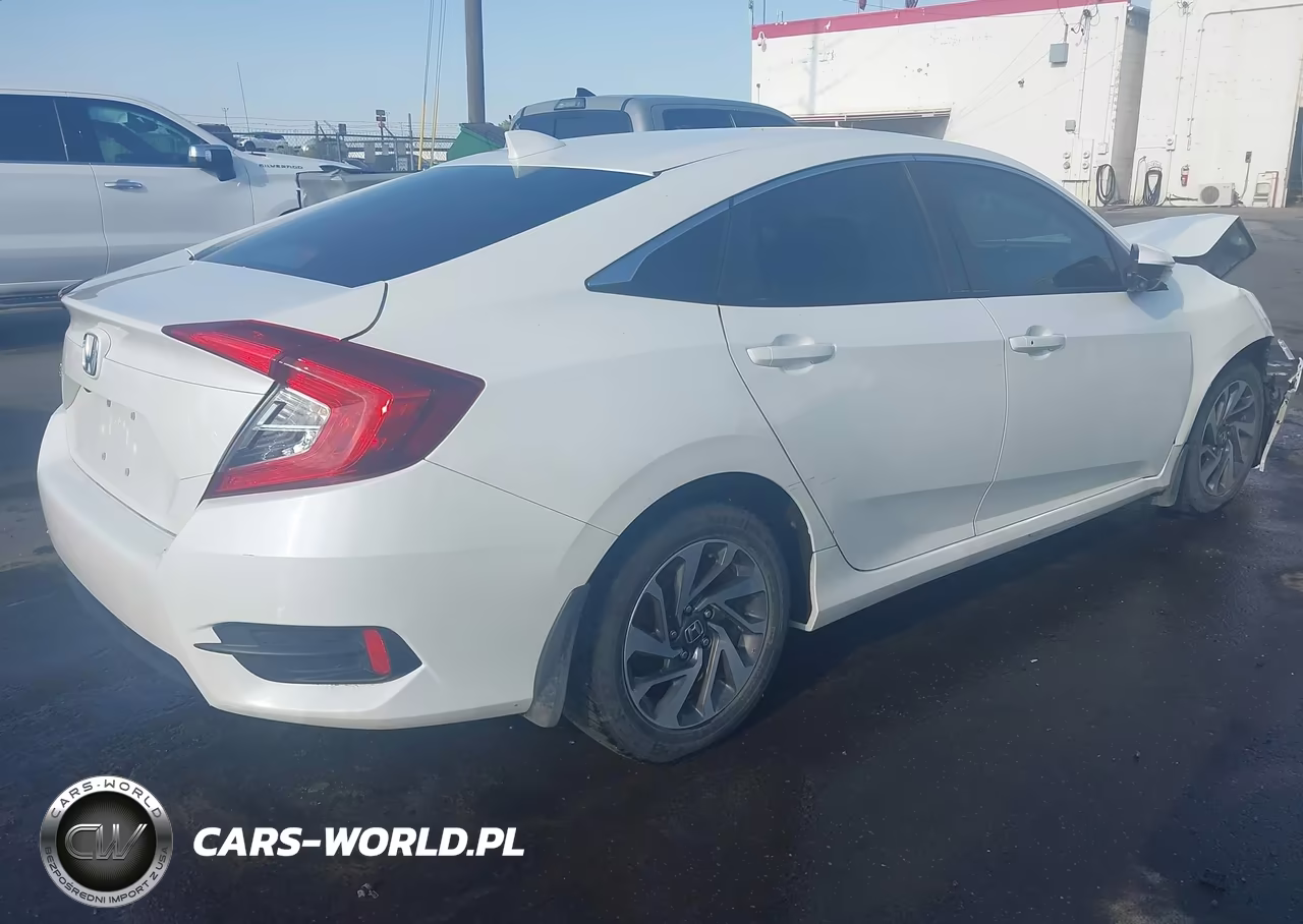 2018 Honda Civic Ex VIN:19XFC2F89JE017379 - 4