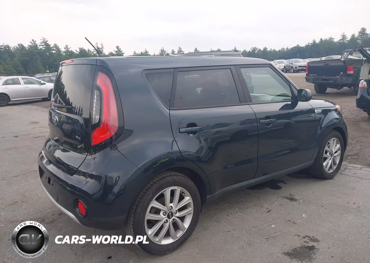 2017 Kia Soul + VIN:KNDJP3A53H7416753 - 4