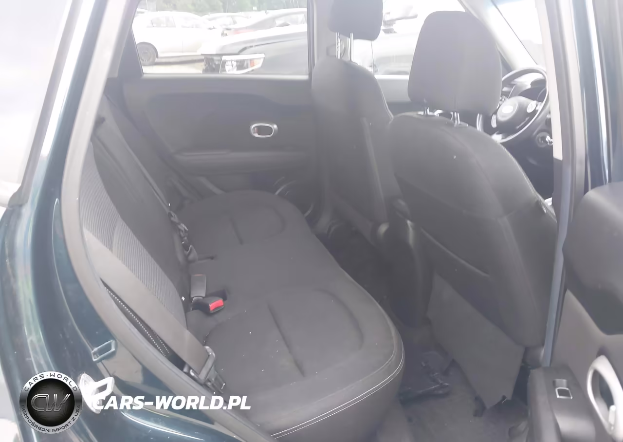 2017 Kia Soul + VIN:KNDJP3A53H7416753 - 8
