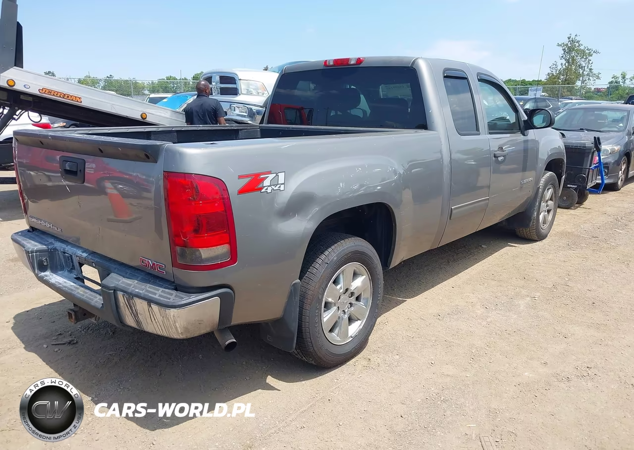 2013 GMC Sierra 1500 Sle VIN:1GTR2VE79DZ375018 - 4