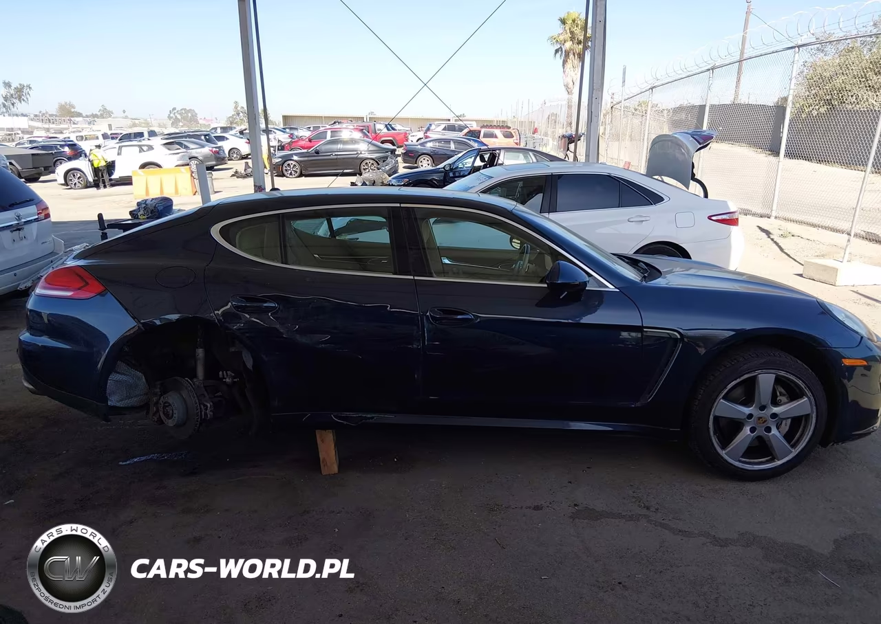 2015 Porsche Panamera 4S VIN:WP0AB2A73FL050274 - 14