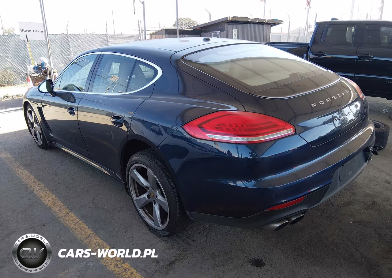 2015 Porsche Panamera 4S VIN:WP0AB2A73FL050274 - 3