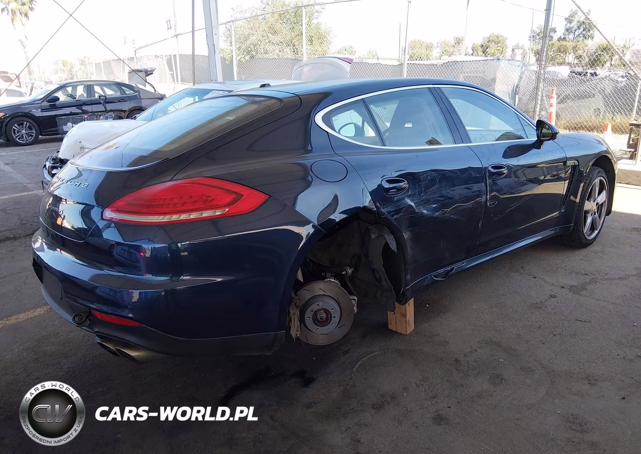 2015 Porsche Panamera 4S VIN:WP0AB2A73FL050274 - 4