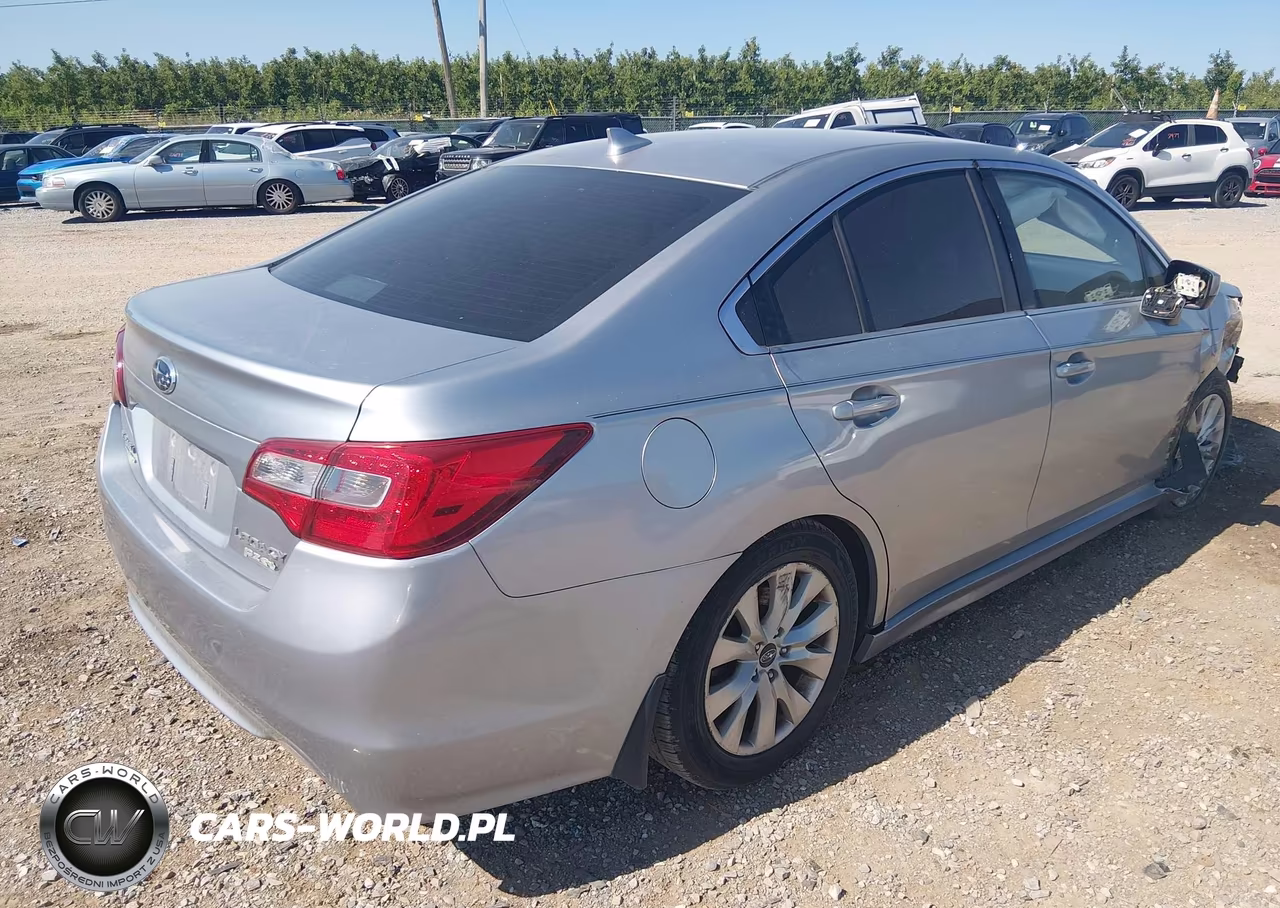 2016 Subaru Legacy 2.5I Premium VIN:4S3BNAC63G3055552 - 4