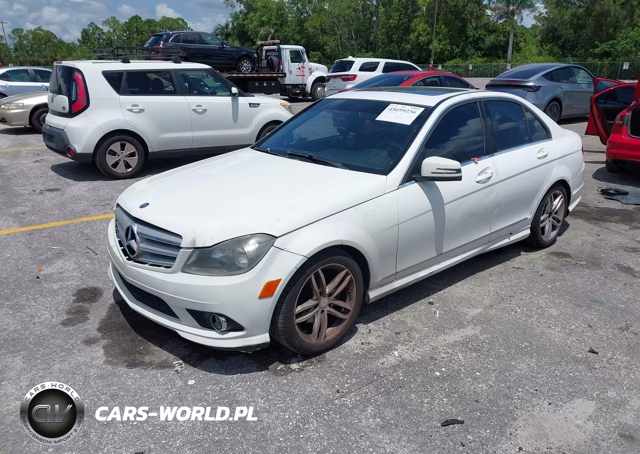 2013 Mercedes-Benz C 250 Sport VIN:WDDGF4HB5DR285814 - 2