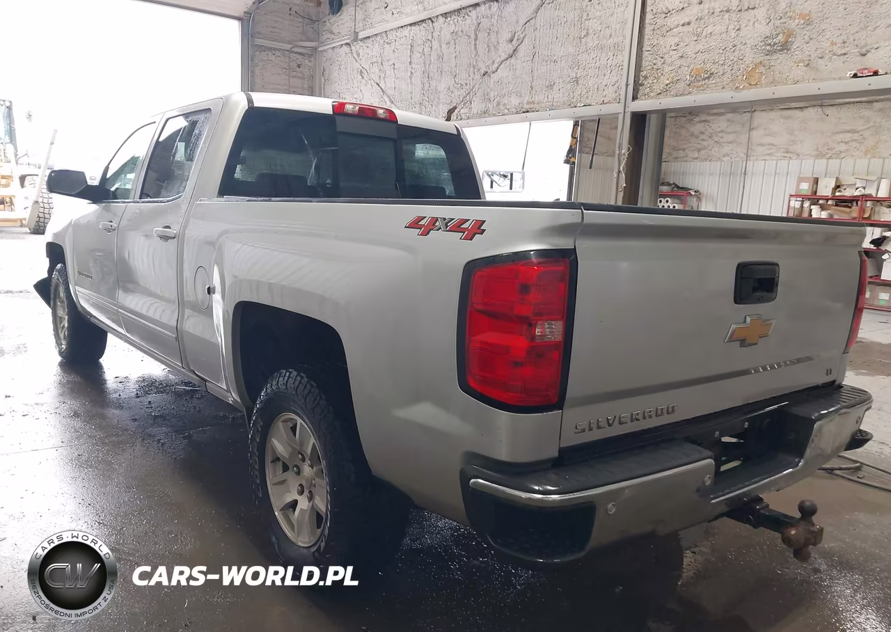 2018 Chevrolet Silverado 1500 1Lt VIN:3GCUKRECXJG497638 - 3