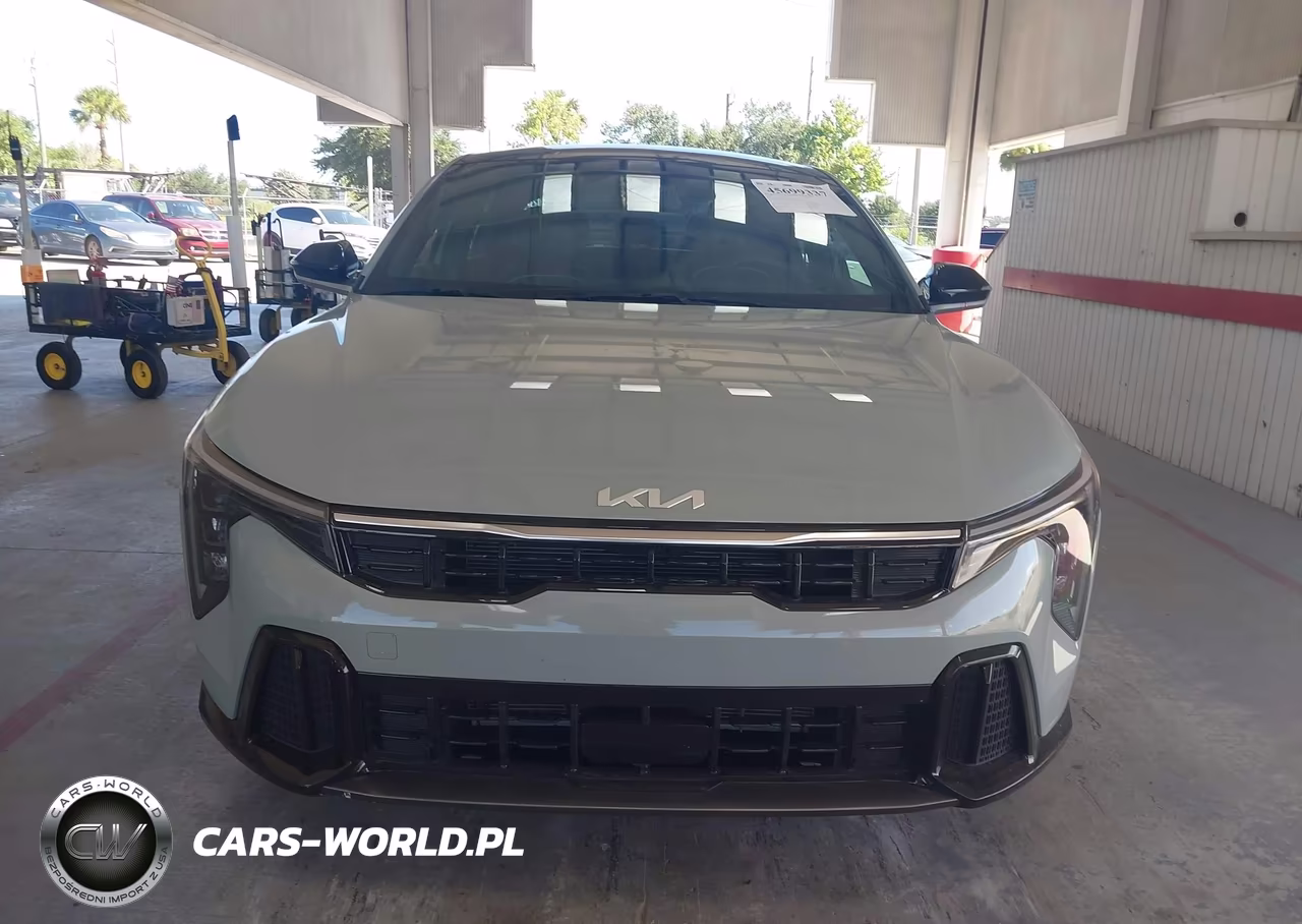 2025 Kia K4 Gt-Line VIN:3KPFW4DE5SE130663 - 12