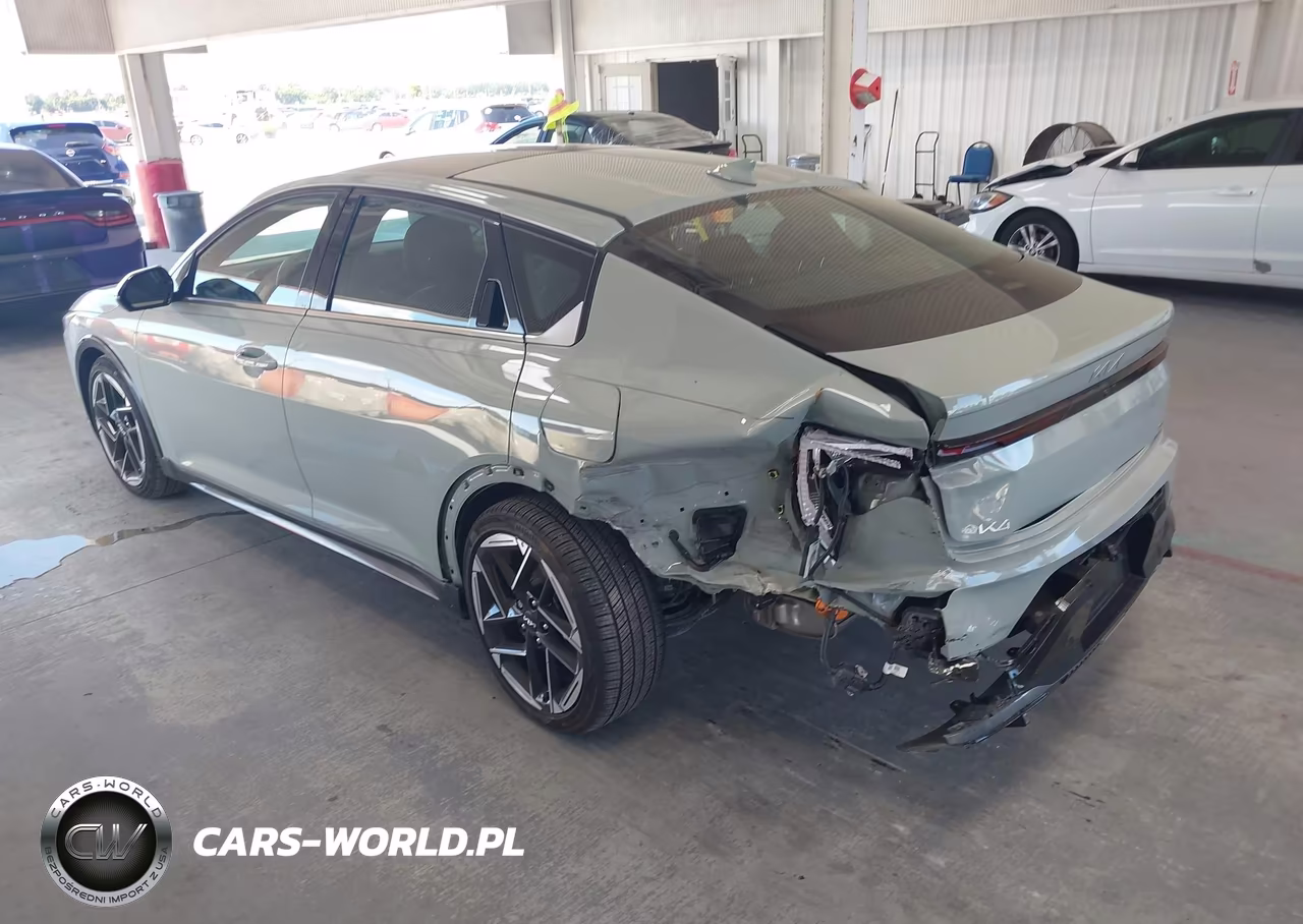2025 Kia K4 Gt-Line VIN:3KPFW4DE5SE130663 - 3