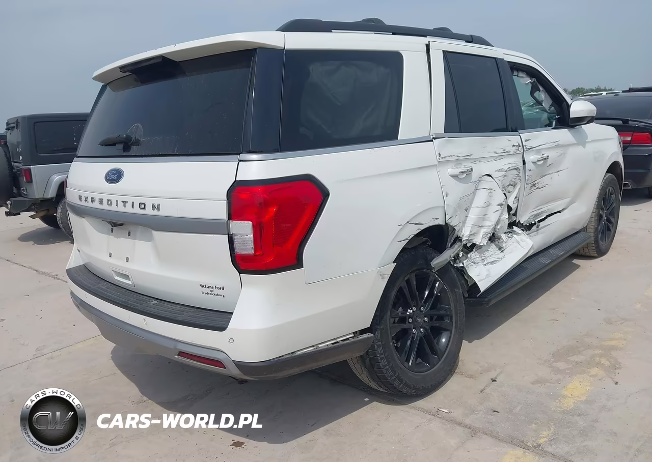 2024 Ford Expedition Xlt VIN:1FMJU1H81REA50460 - 4