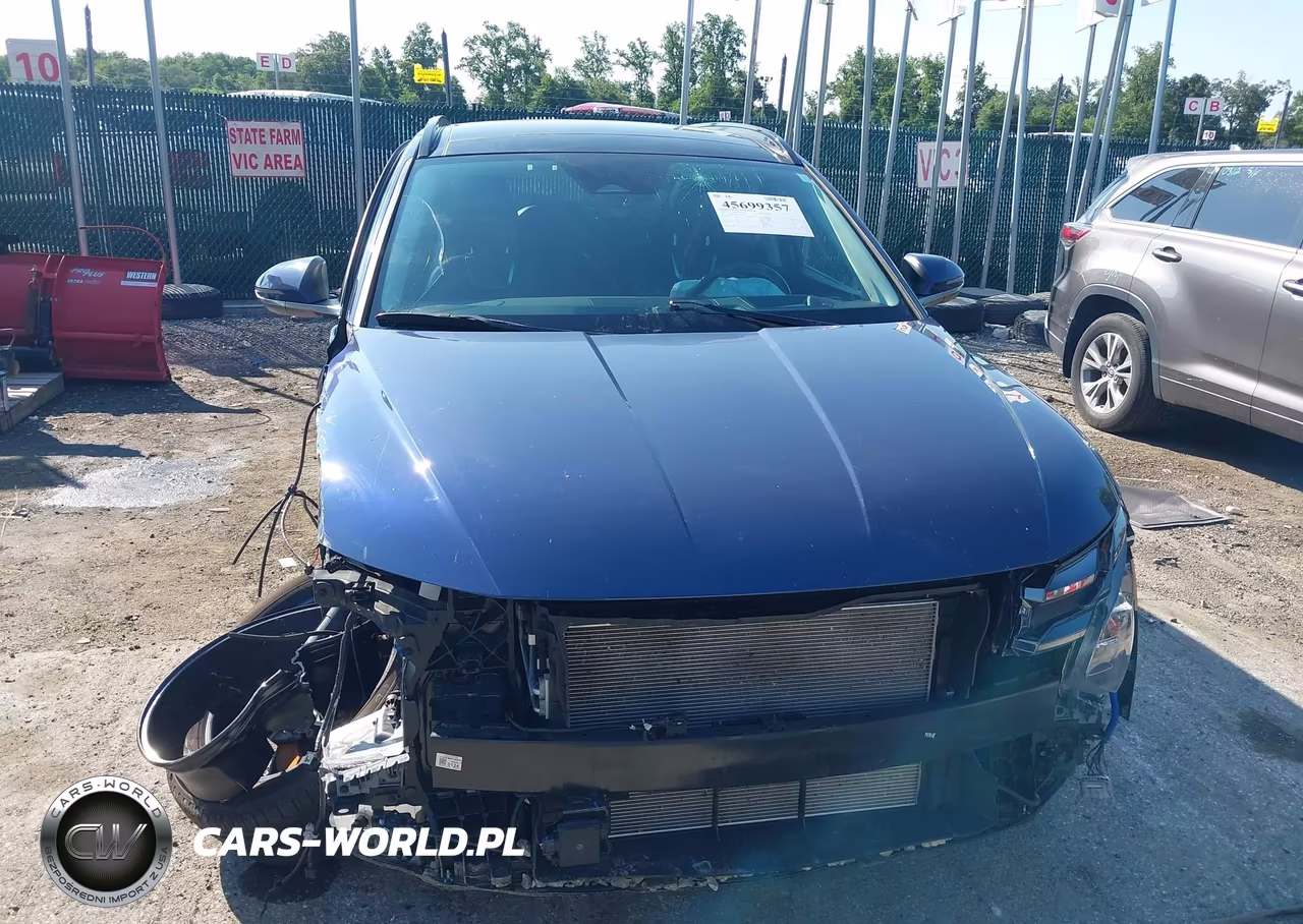 2025 Hyundai Tucson Limited VIN:5NMJECDE3SH594678 - 13