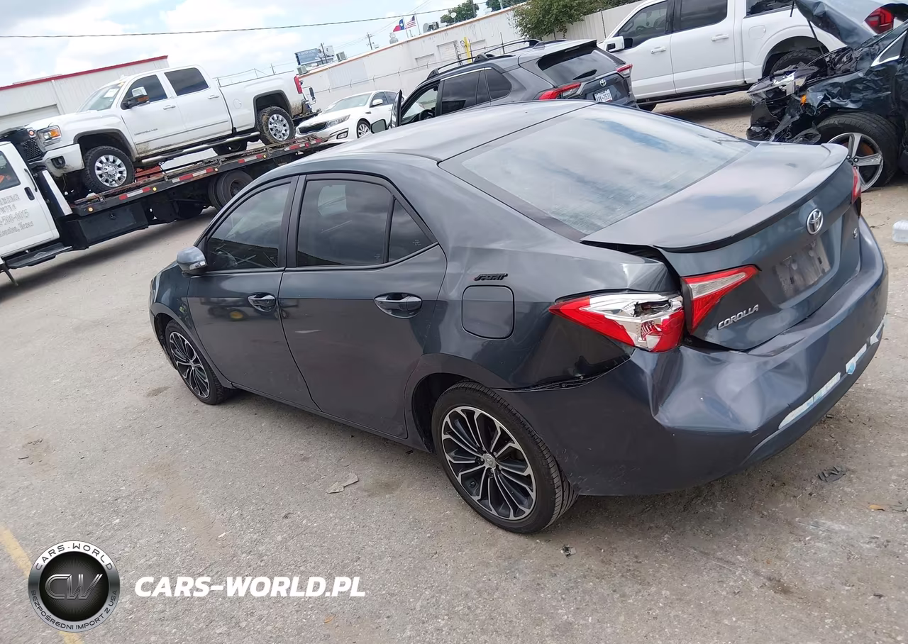 2015 Toyota Corolla S Plus VIN:5YFBURHE4FP265875 - 3