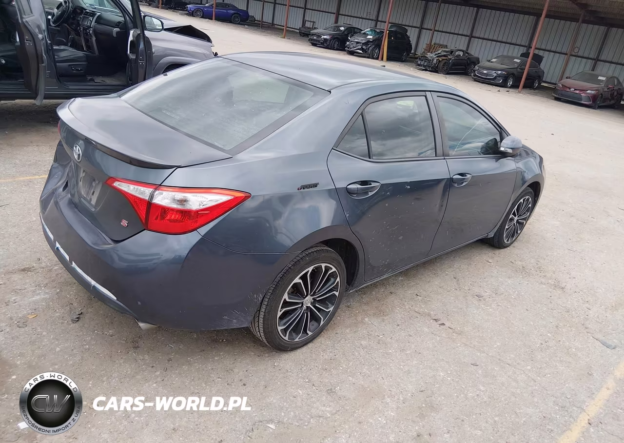 2015 Toyota Corolla S Plus VIN:5YFBURHE4FP265875 - 4