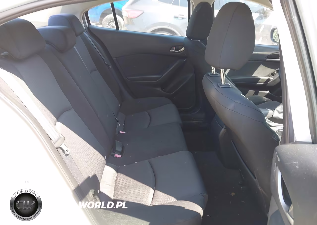 2014 Mazda Mazda3 I Sport VIN:JM1BM1U7XE1146921 - 8