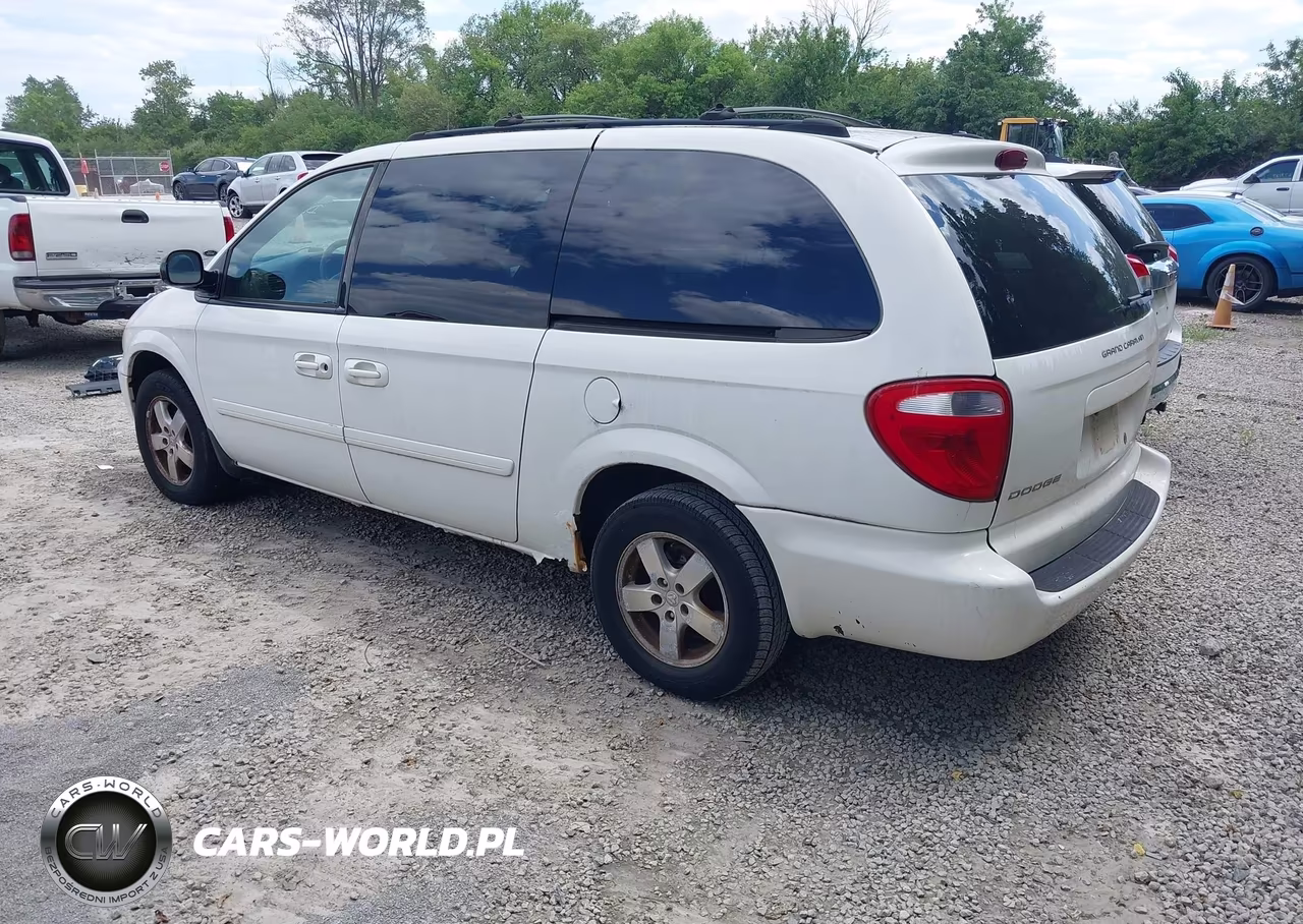 2005 Dodge Grand Caravan Sxt VIN:2D4GP44L85R216300 - 3