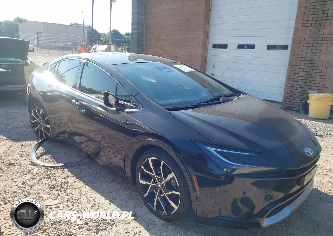 2025 Toyota Prius Plug-In Hybrid Xse – zdjęcie 1 z 18