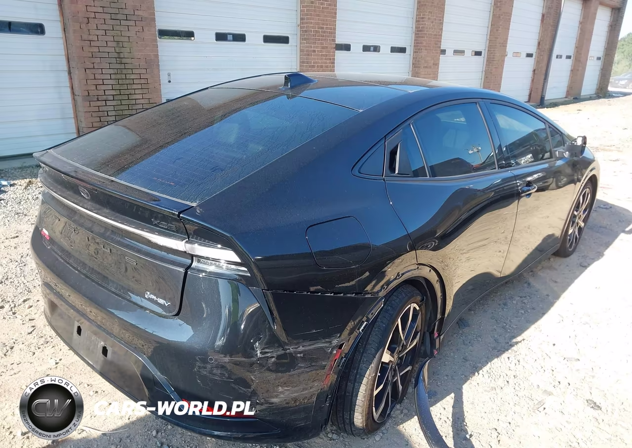 2025 Toyota Prius Plug-In Hybrid Xse VIN:JTDACACU1S3047605 - 4