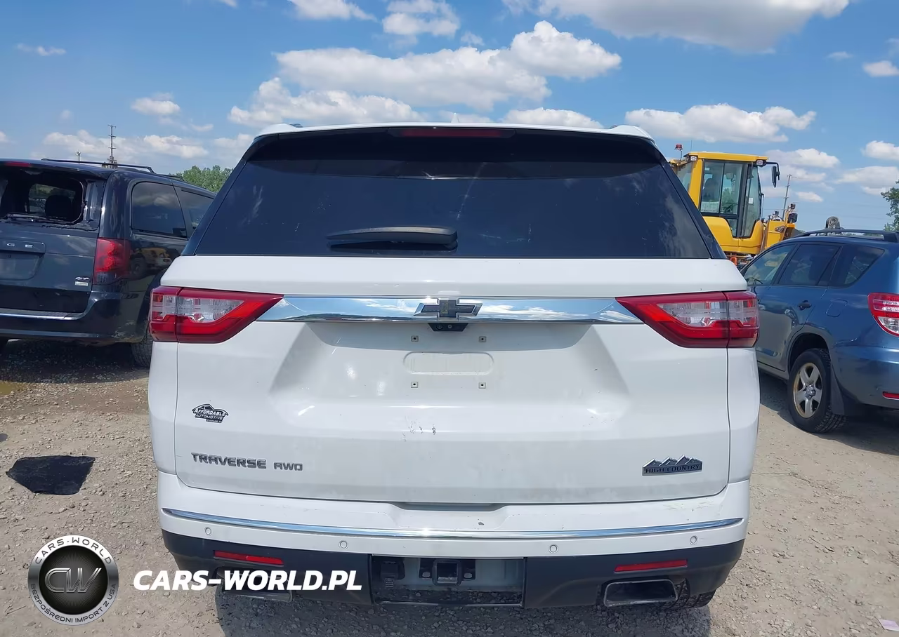 2018 Chevrolet Traverse High Country VIN:1GNEVKKW4JJ216585 - 17