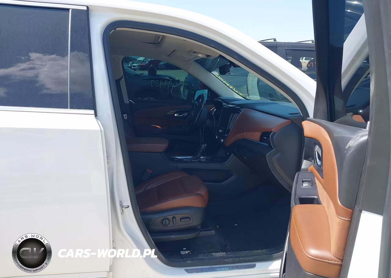 2018 Chevrolet Traverse High Country VIN:1GNEVKKW4JJ216585 - 5