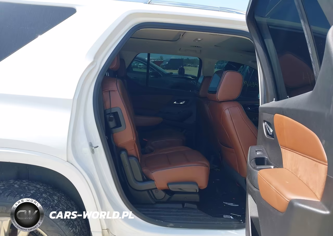 2018 Chevrolet Traverse High Country VIN:1GNEVKKW4JJ216585 - 8