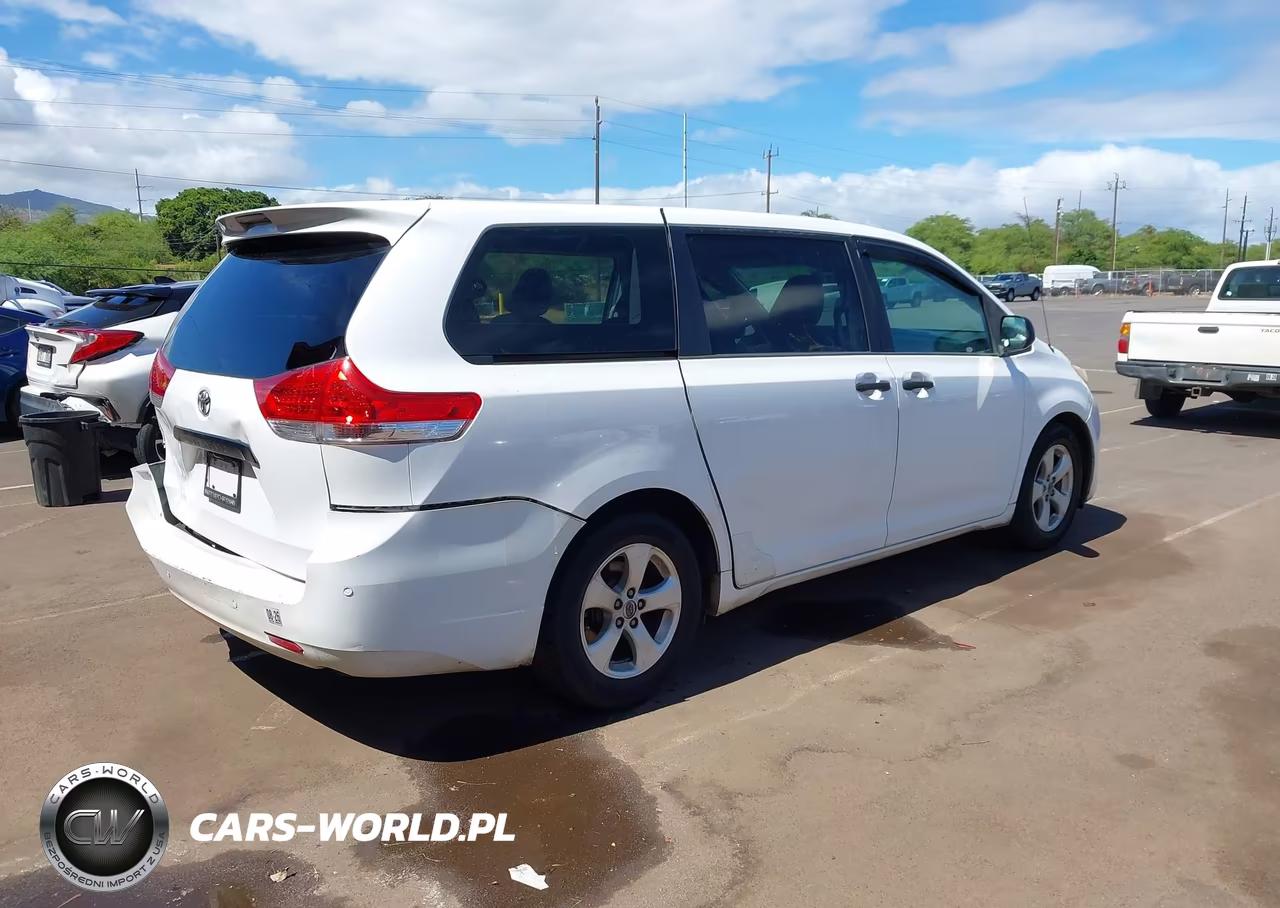 2014 Toyota Sienna L V6 7 Passenger VIN:5TDZK3DC3ES513349 - 4