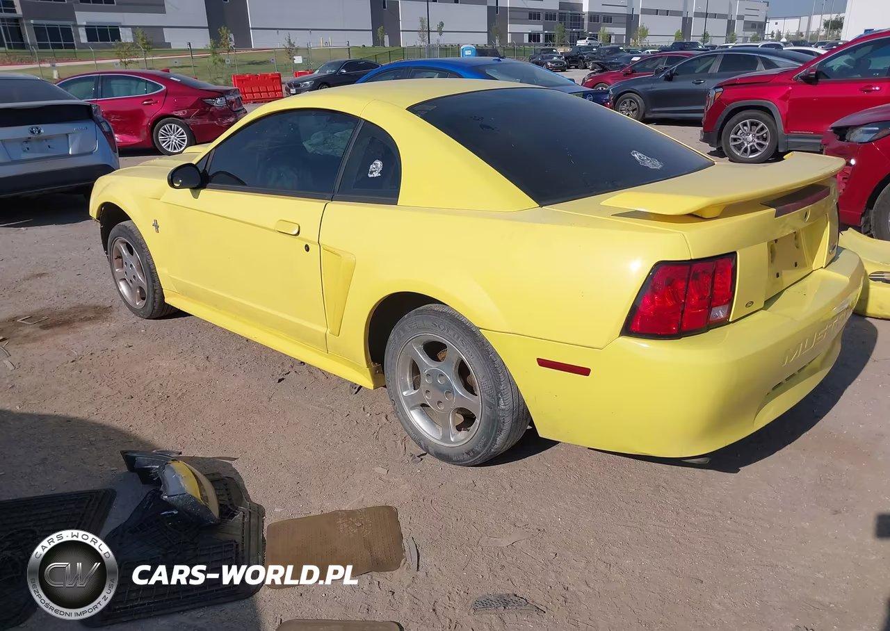 2003 Ford Mustang VIN:1FAFP404X3F348802 - 3