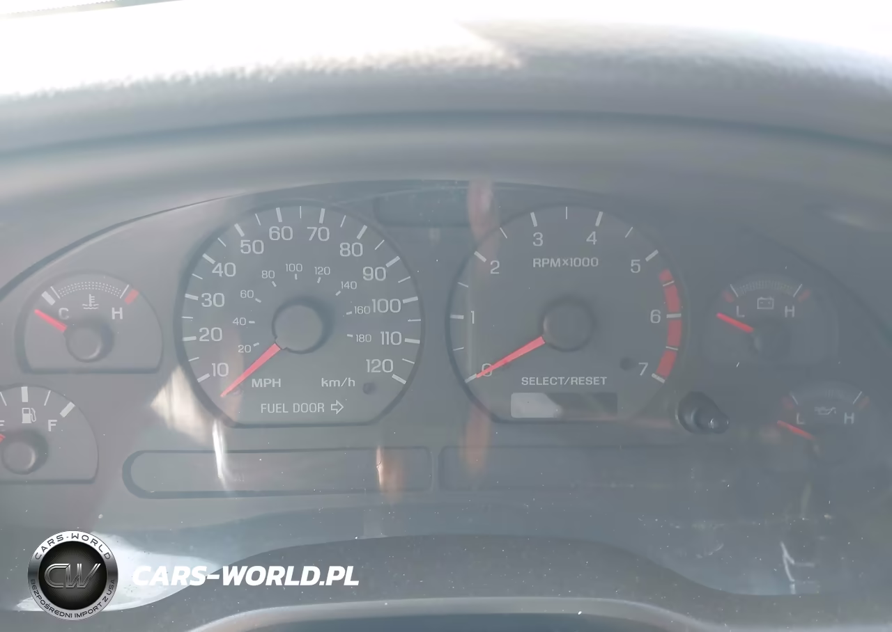 2003 Ford Mustang VIN:1FAFP404X3F348802 - 7