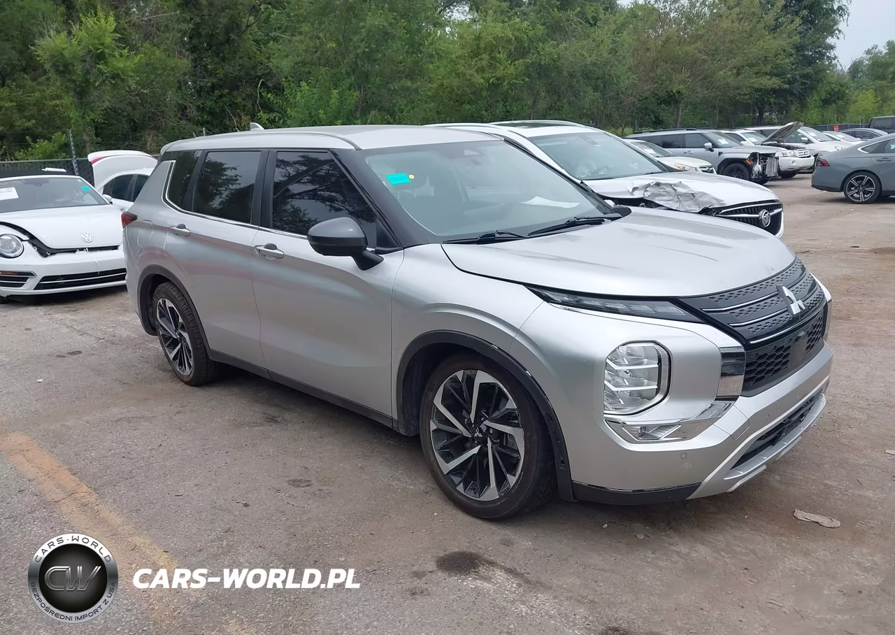 2022 Mitsubishi Outlander Se 2.5 2Wd – zdjęcie 1 z 17