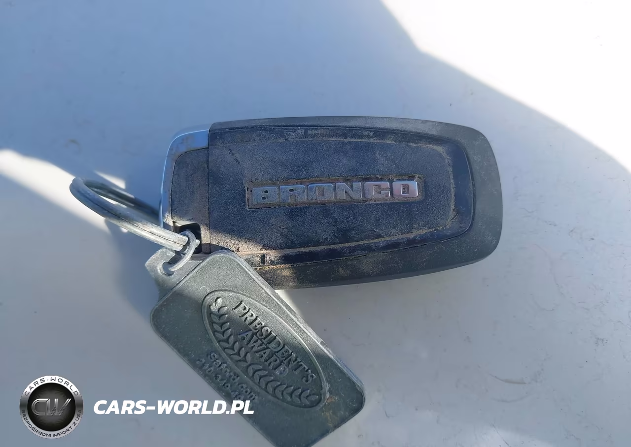 2024 Ford Bronco Sport Outer Banks VIN:3FMCR9C64RRE99644 - 11