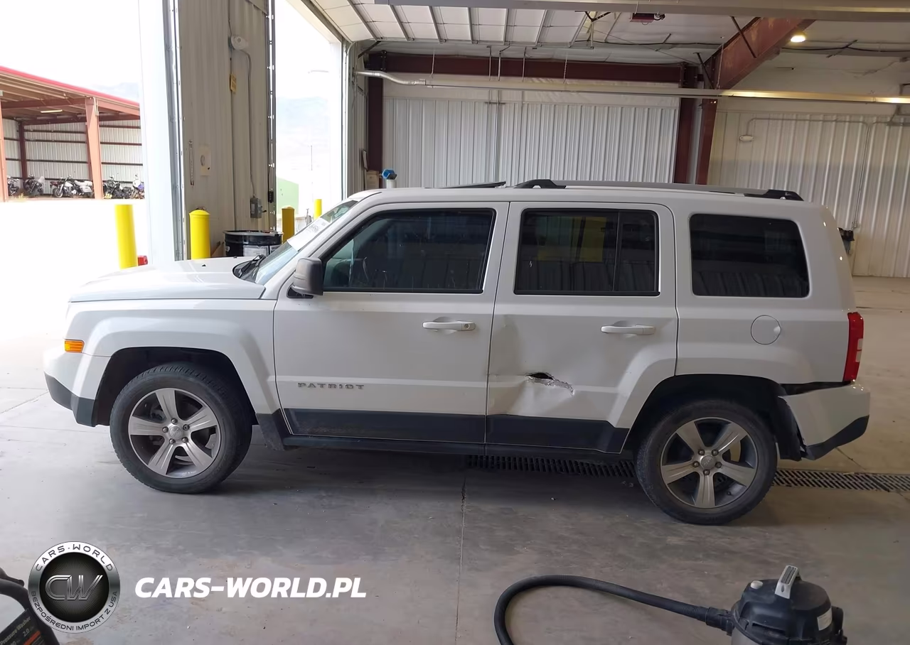 2017 Jeep Patriot High Altitude Fwd VIN:1C4NJPFA9HD208023 - 14