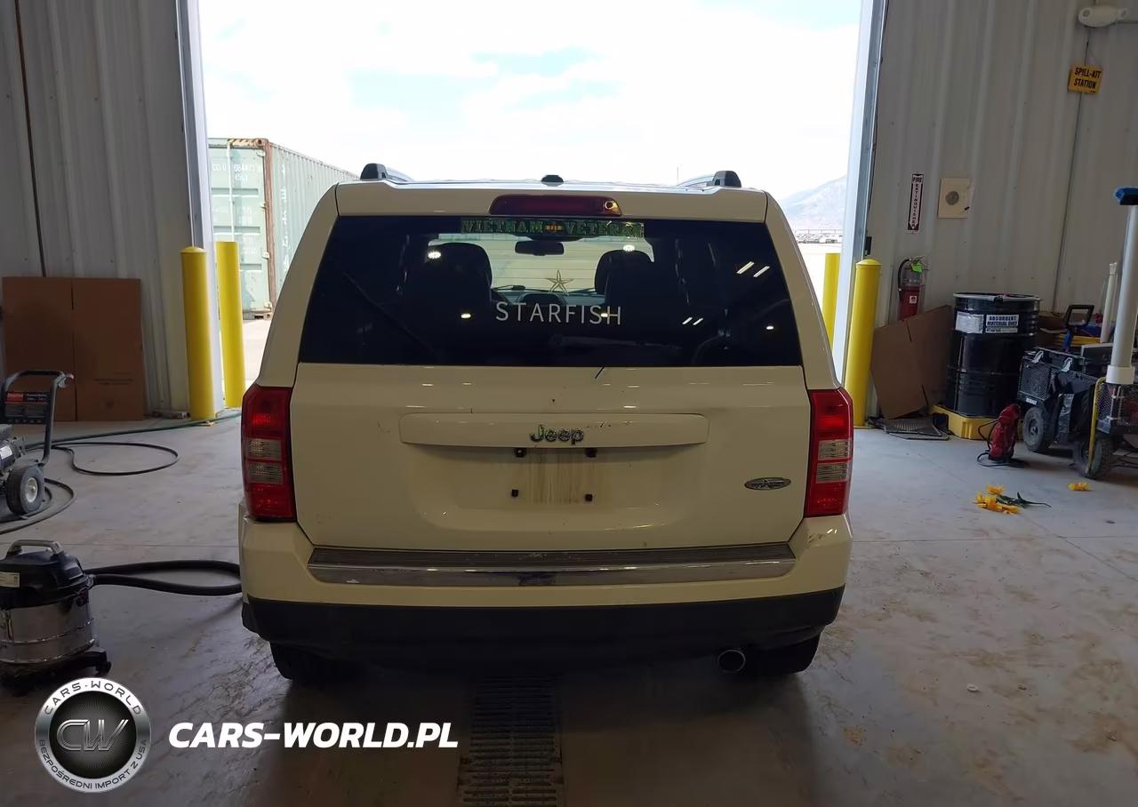 2017 Jeep Patriot High Altitude Fwd VIN:1C4NJPFA9HD208023 - 16