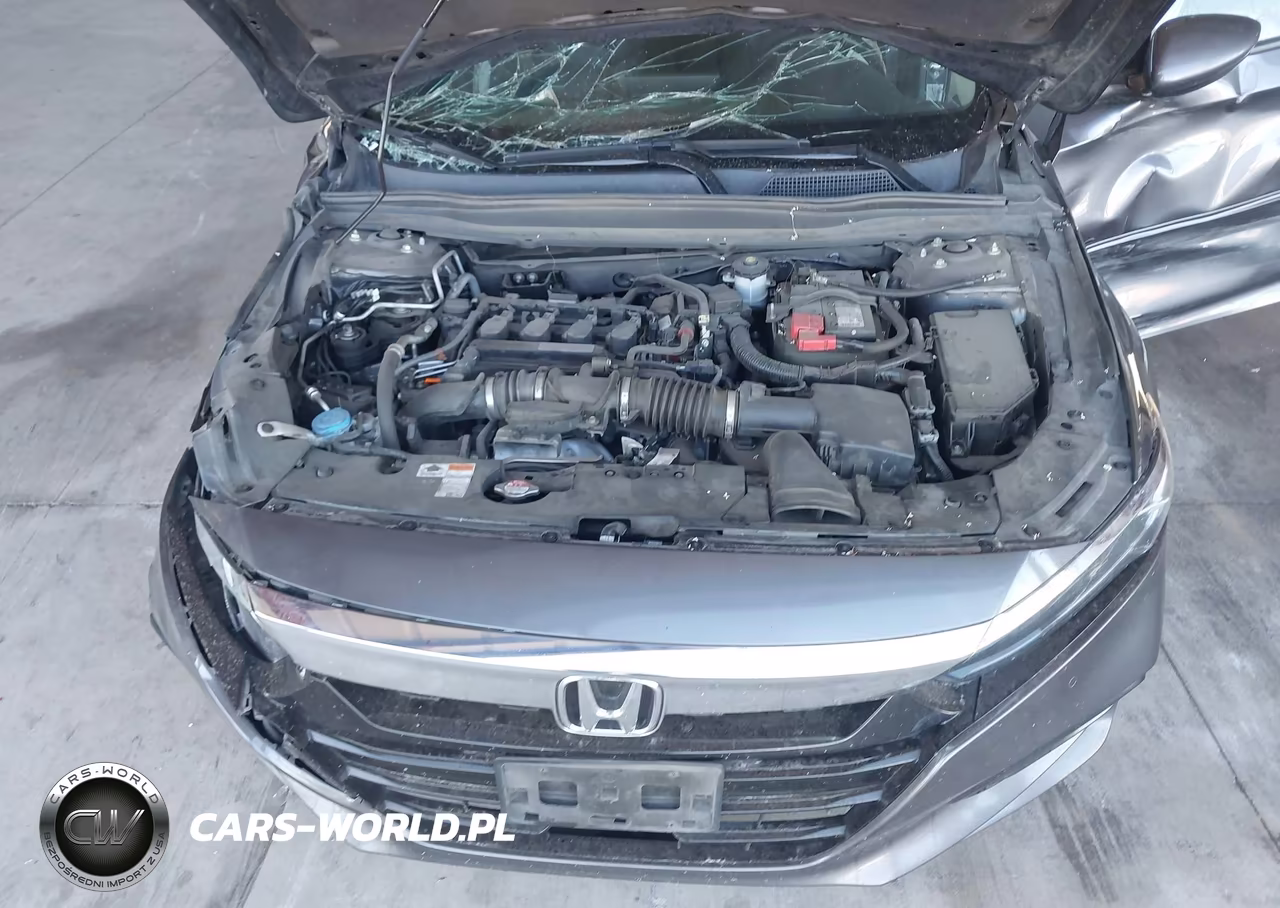2018 Honda Accord Touring VIN:1HGCV1F97JA140635 - 10