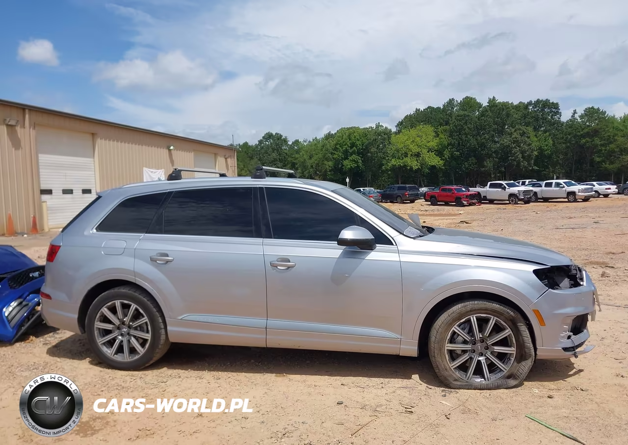 2018 Audi Q7 3.0T Premium VIN:WA1LAAF78JD013135 - 13